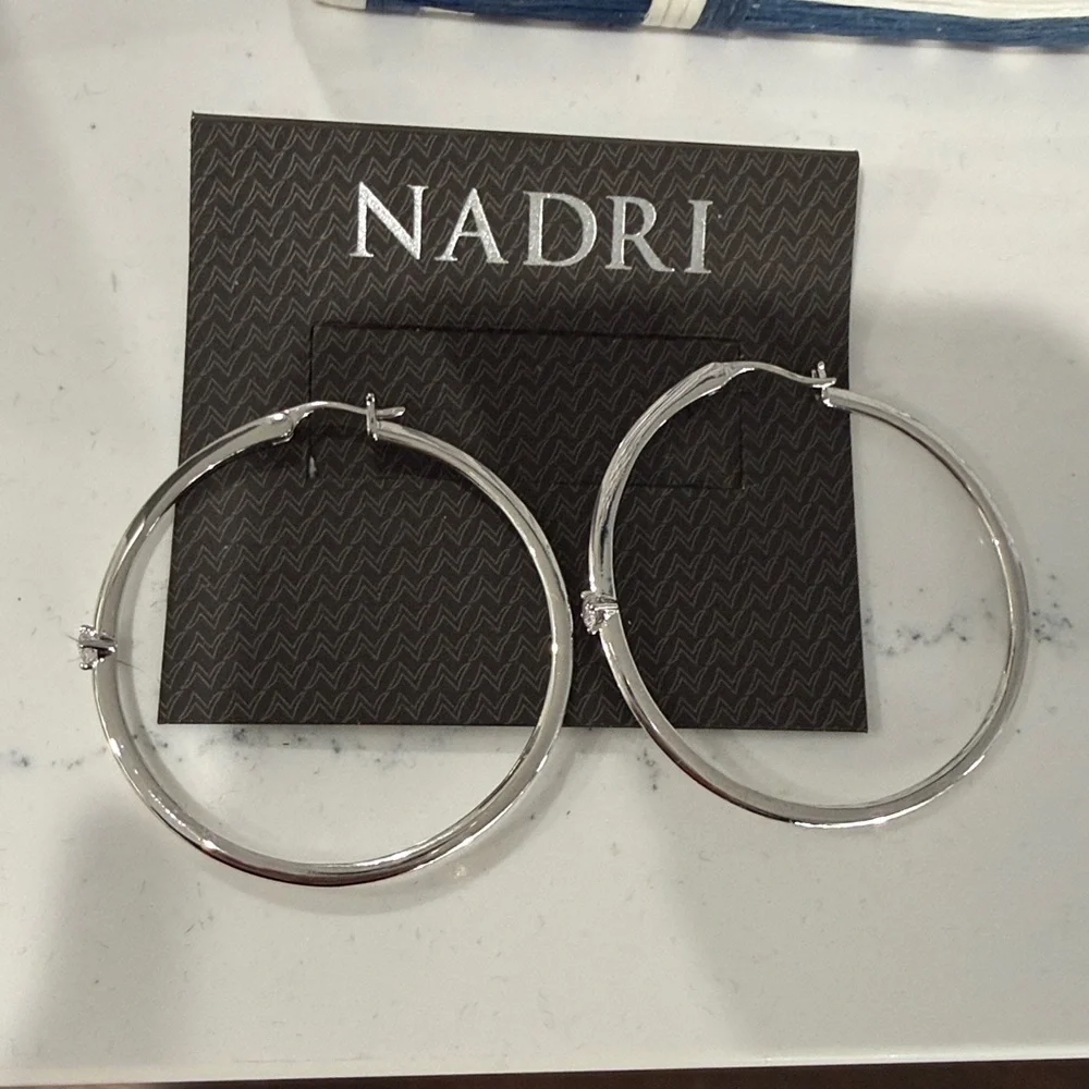 NADRI NEW Medium CZ Hoop Gold Color $55 MSRP - Picture 4 of 4